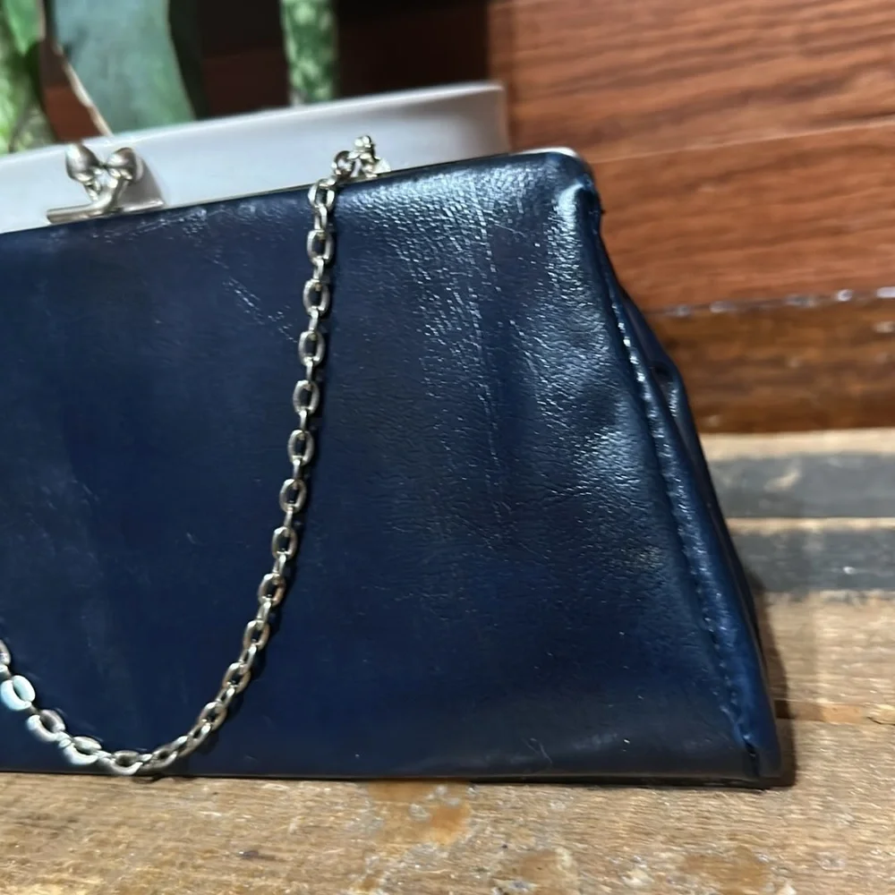 No Brand Tag Vintage Elegant Navy Blue Chain Clutch